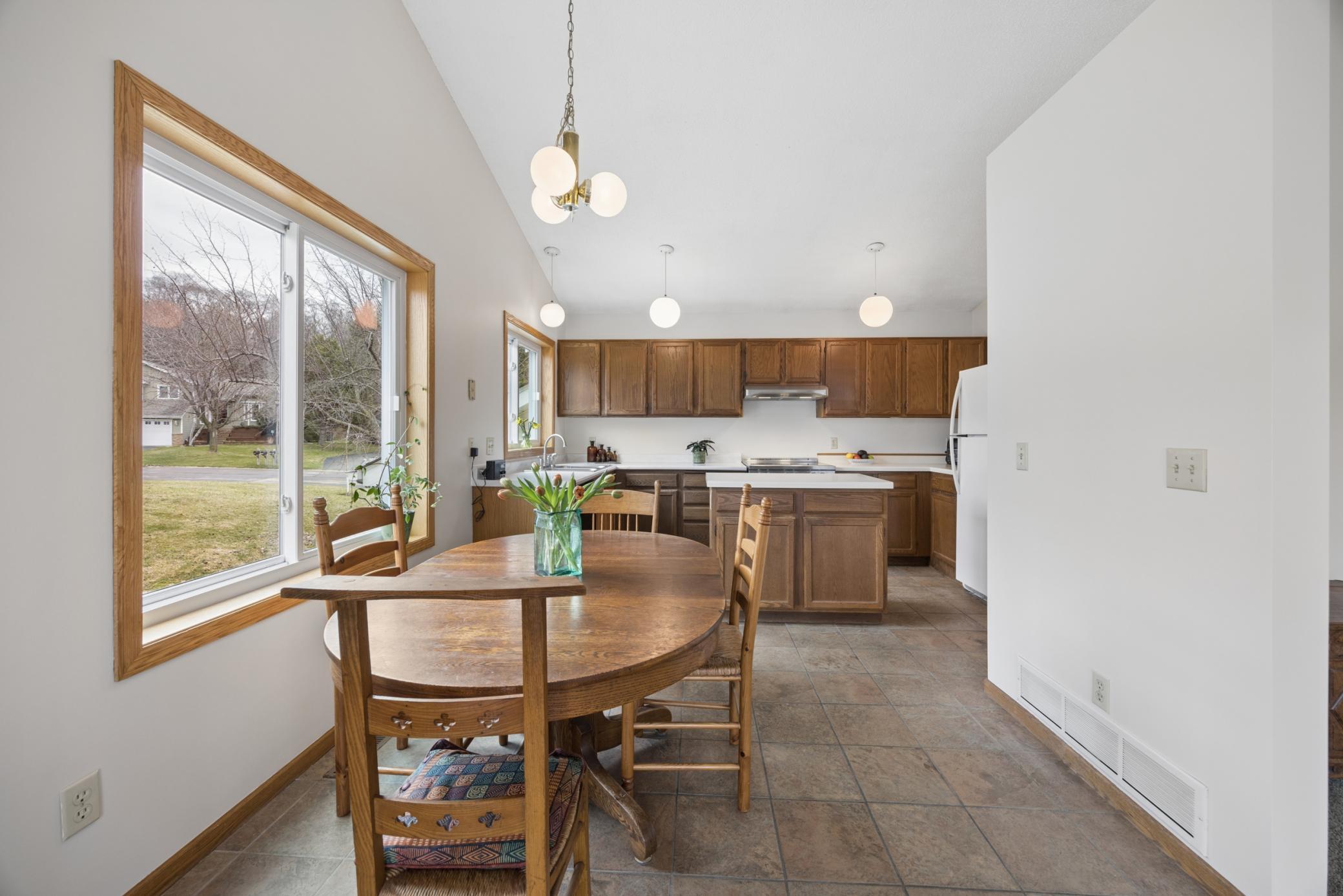 12975 Garner Lane St. Paul, MN 55124 - Photo 7 of 26
