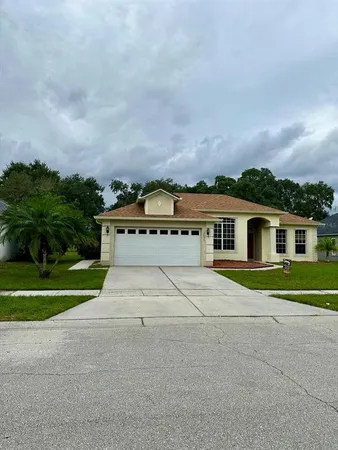 $2,000 | 2096 The Oaks Boulevard, Kissimmee, FL 34746