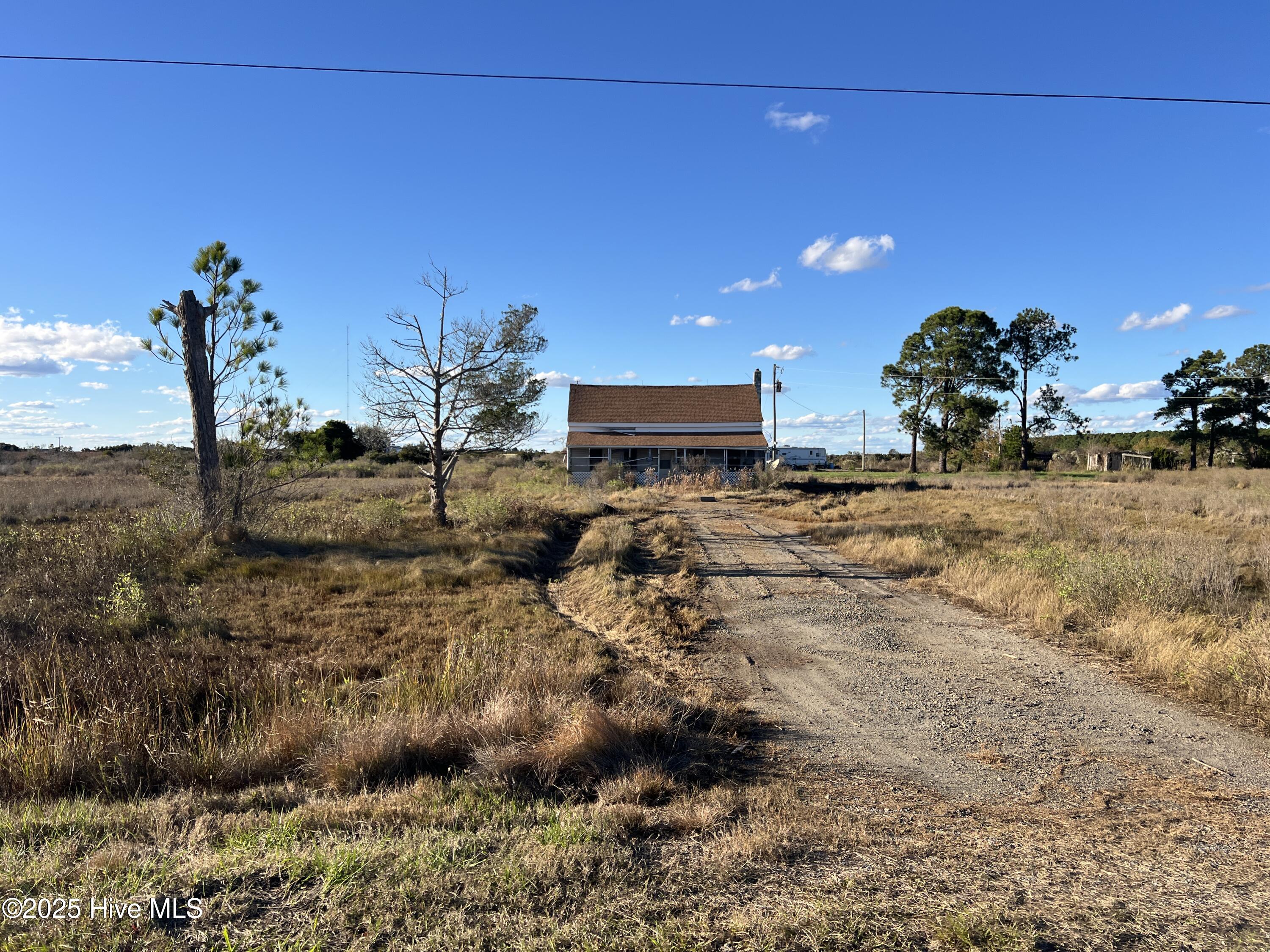 1507 White Plains Road Engelhard, NC 27824 - Photo 3 of 16 IMG_5111
