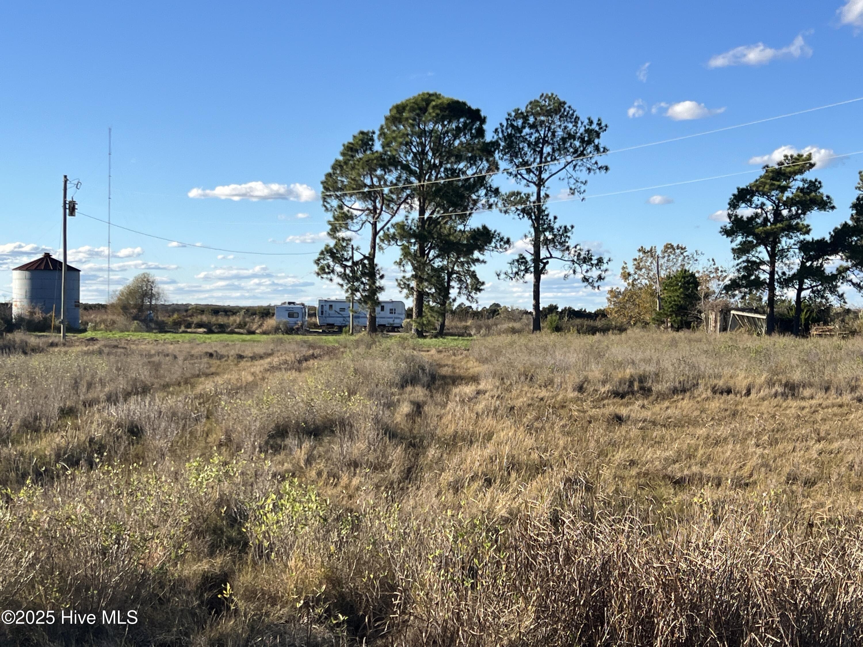 1507 White Plains Road Engelhard, NC 27824 - Photo 6 of 16 IMG_5114