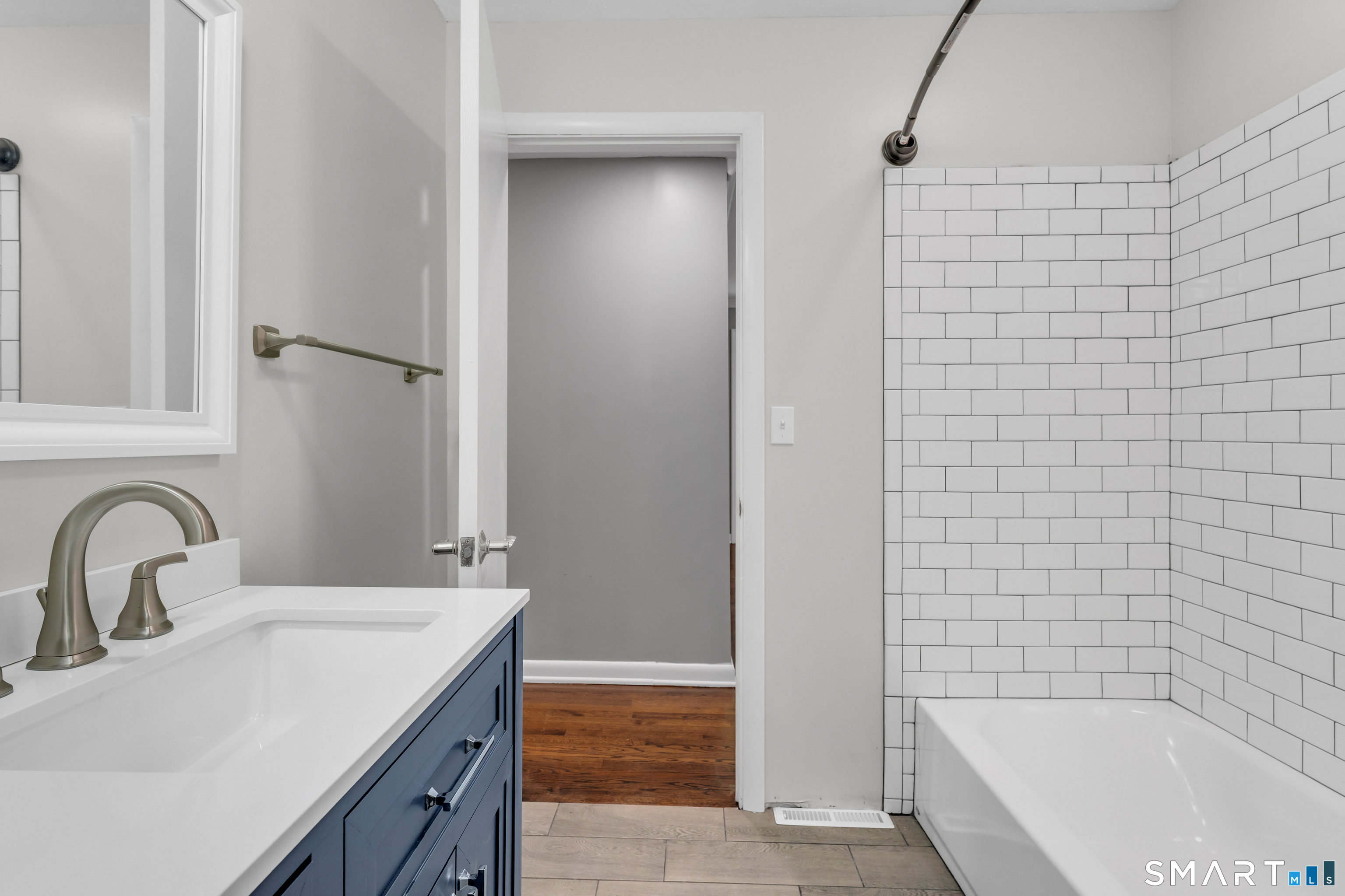 260 Flag Marsh Road Guilford, CT 06437 - Photo 11 of 21