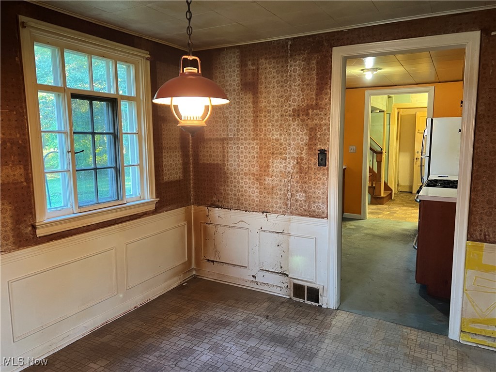 6450 Lake Road West Ashtabula, OH 44004 - Photo 3 of 26 Gallery Image 3