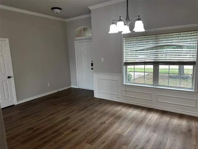 $2,200 | 2512 Clubhouse Drive, Denton, TX 76210