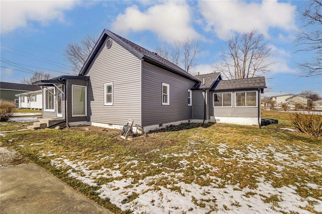 105 Cook Street Waynesfield, OH 45896 - Photo 2 of 43 Gallery Image 2