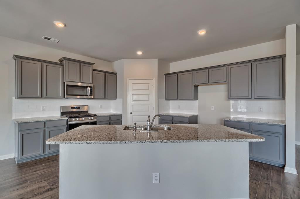 6094 Vermilion Loop Road Graniteville, SC 29829 - Photo 4 of 31