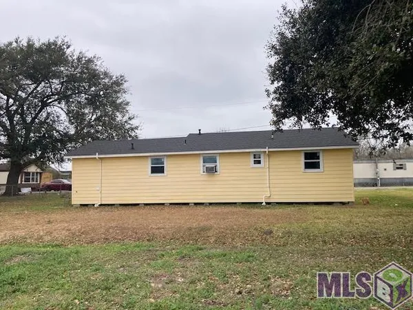 $155,000 | 255 West 8th Street, Vacherie, LA 70090