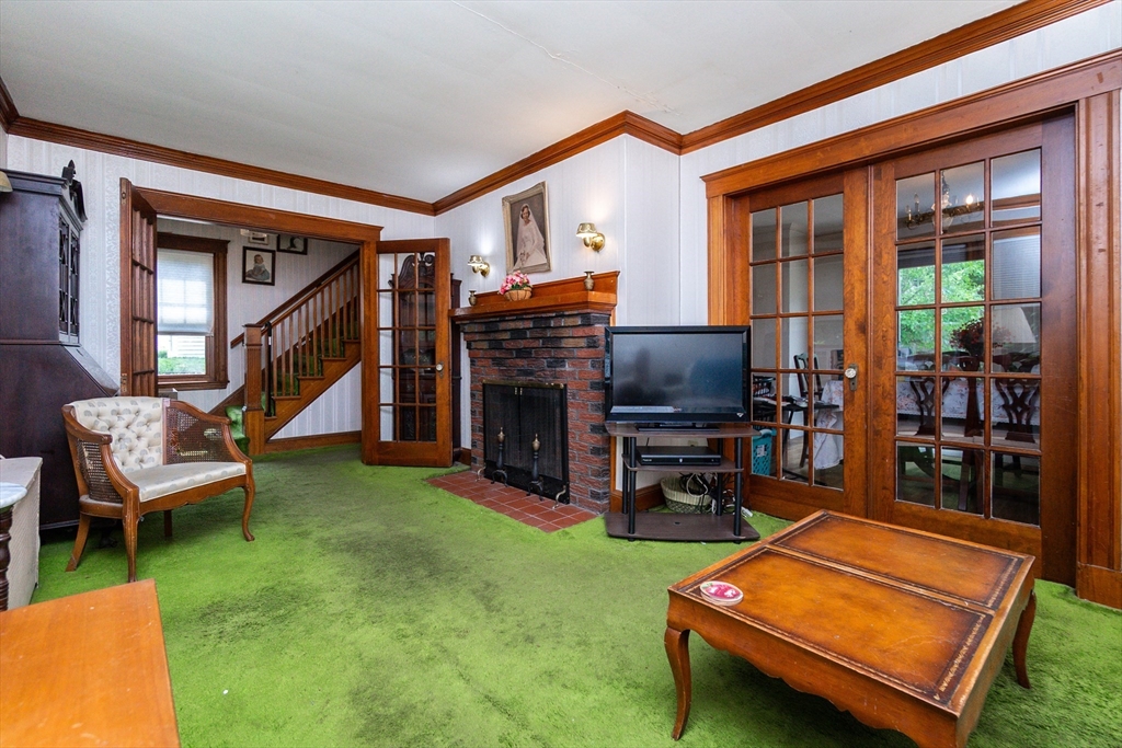 29 Lawrence Road Milton, MA 02186 - Photo 24 of 35