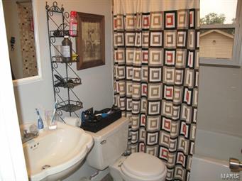 5803 Telegraph Road St. Louis, MO 63129 - Photo 10 of 30