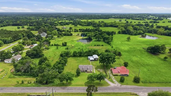 $385,900 | 1808 East Fm 120, Denison, TX 75021