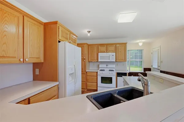 $385,900 | 1808 East Fm 120, Denison, TX 75021
