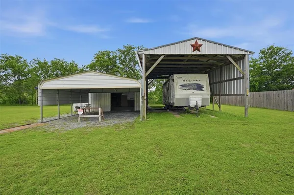 $385,900 | 1808 East Fm 120, Denison, TX 75021