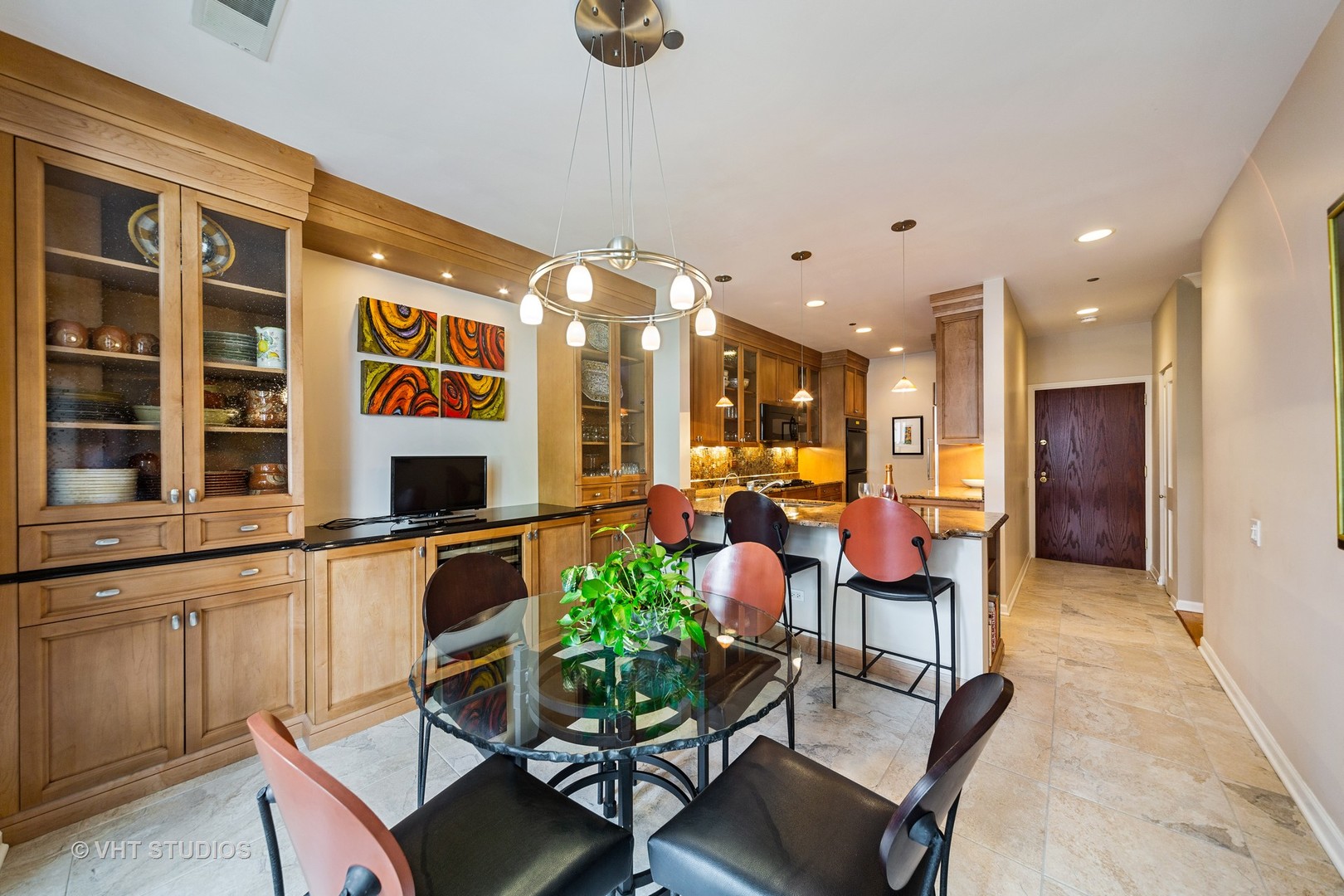 33 West Huron Street, Unit 608 Chicago, IL 60654 - Photo 11 of 28