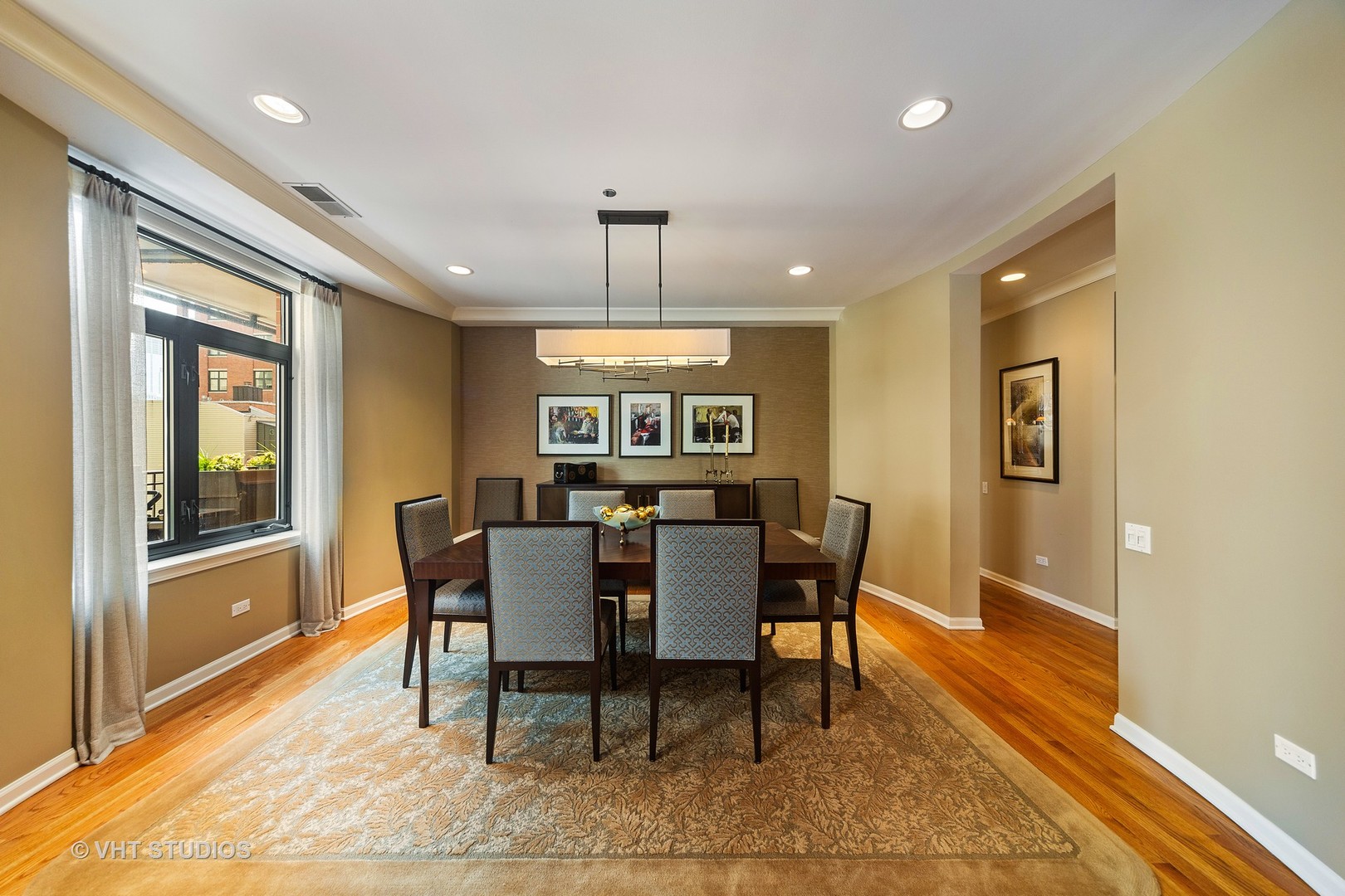 33 West Huron Street, Unit 608 Chicago, IL 60654 - Photo 15 of 28