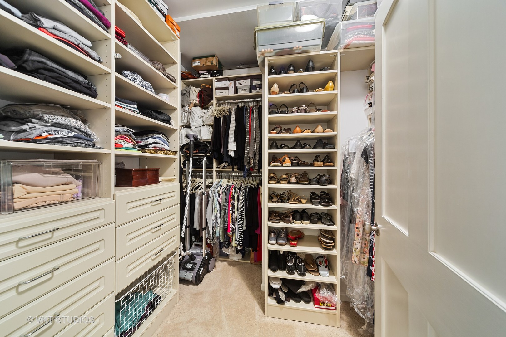 33 West Huron Street, Unit 608 Chicago, IL 60654 - Photo 23 of 28