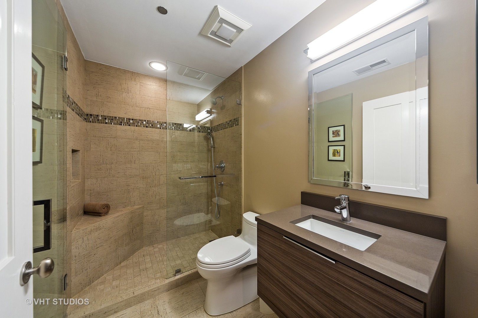 33 West Huron Street, Unit 608 Chicago, IL 60654 - Photo 26 of 28