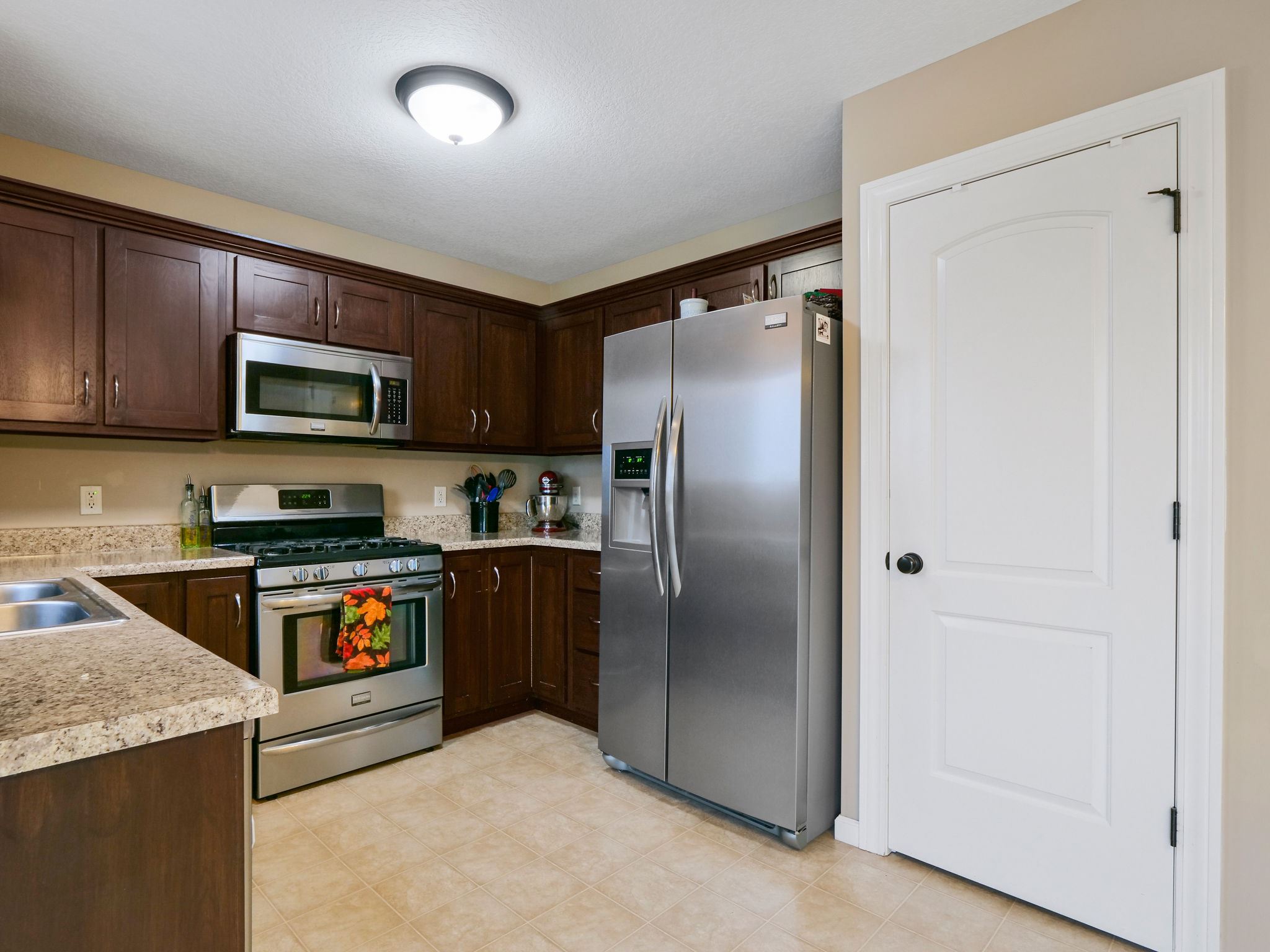 2750 Stonecrop Road Huntertown, IN 46748 - Photo 16 of 36
