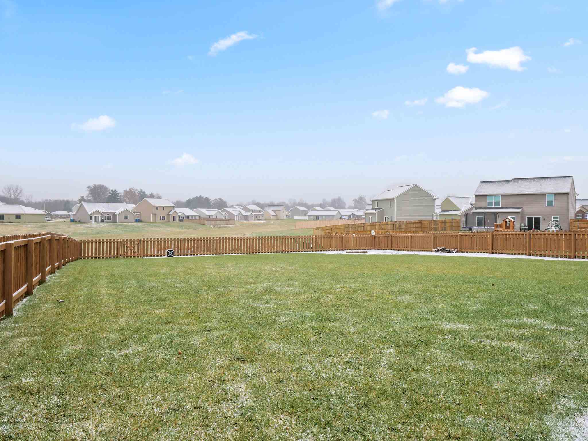 2750 Stonecrop Road Huntertown, IN 46748 - Photo 4 of 36