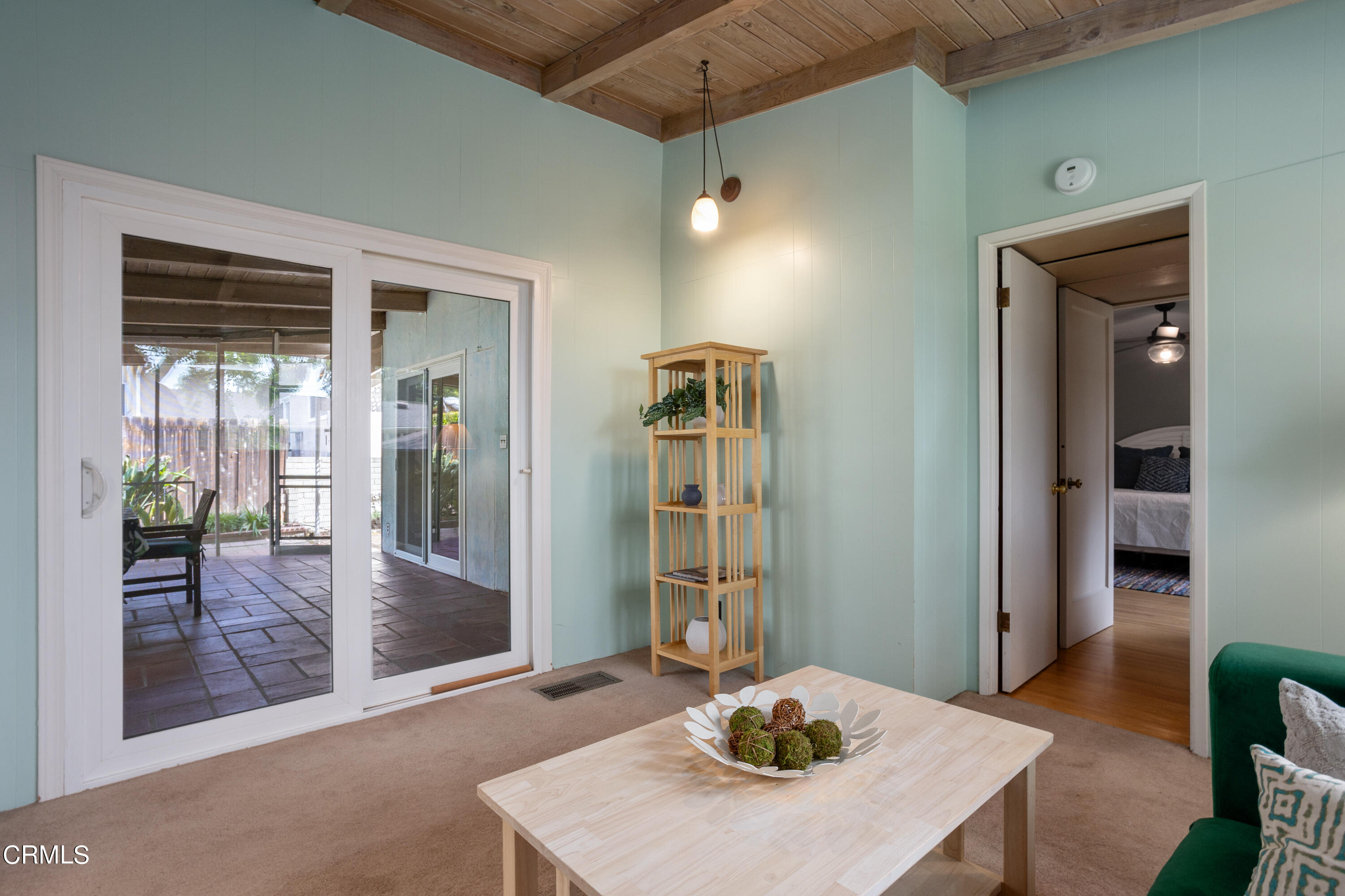 3067 Ewing Avenue Altadena, CA 91001 - Photo 23 of 37 a living room with furniture