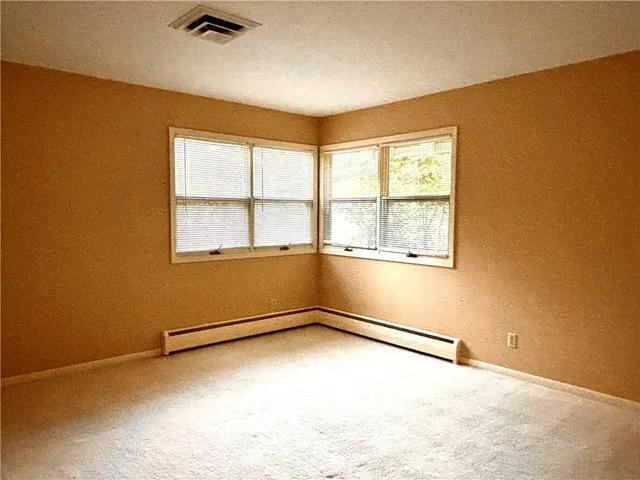 $299,500 | 41 Stonecrest Drive, St. Joseph, MO 64506