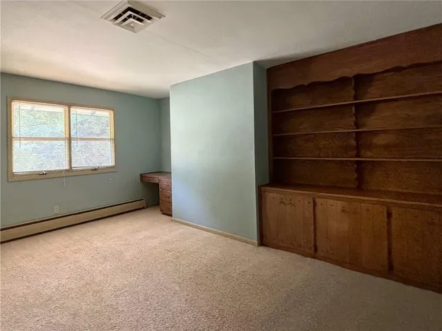 $299,500 | 41 Stonecrest Drive, St. Joseph, MO 64506