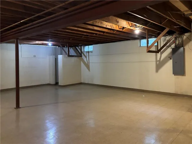 $299,500 | 41 Stonecrest Drive, St. Joseph, MO 64506