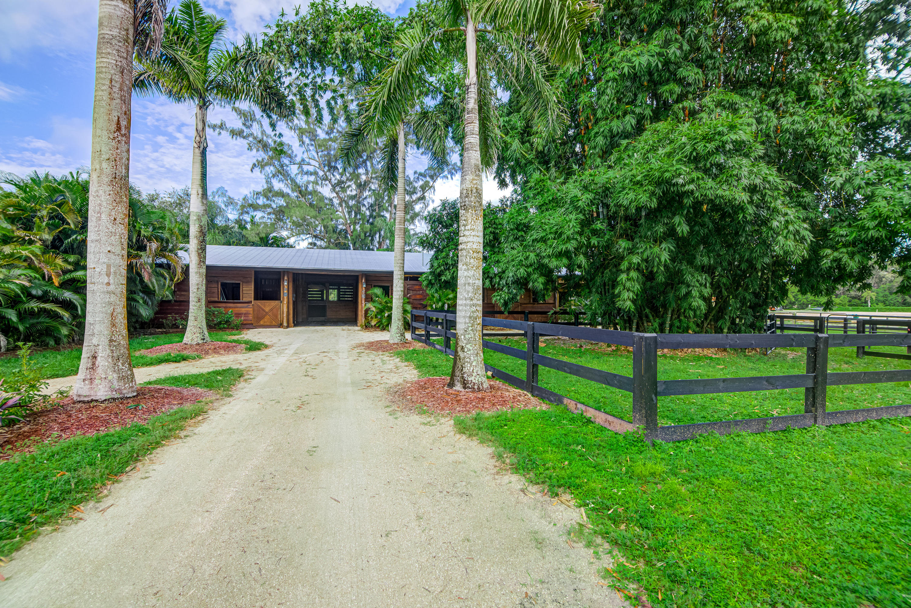 2269 B Road Loxahatchee Groves, FL 33470 - Photo 101 of 102 BARN AND PADDOCK