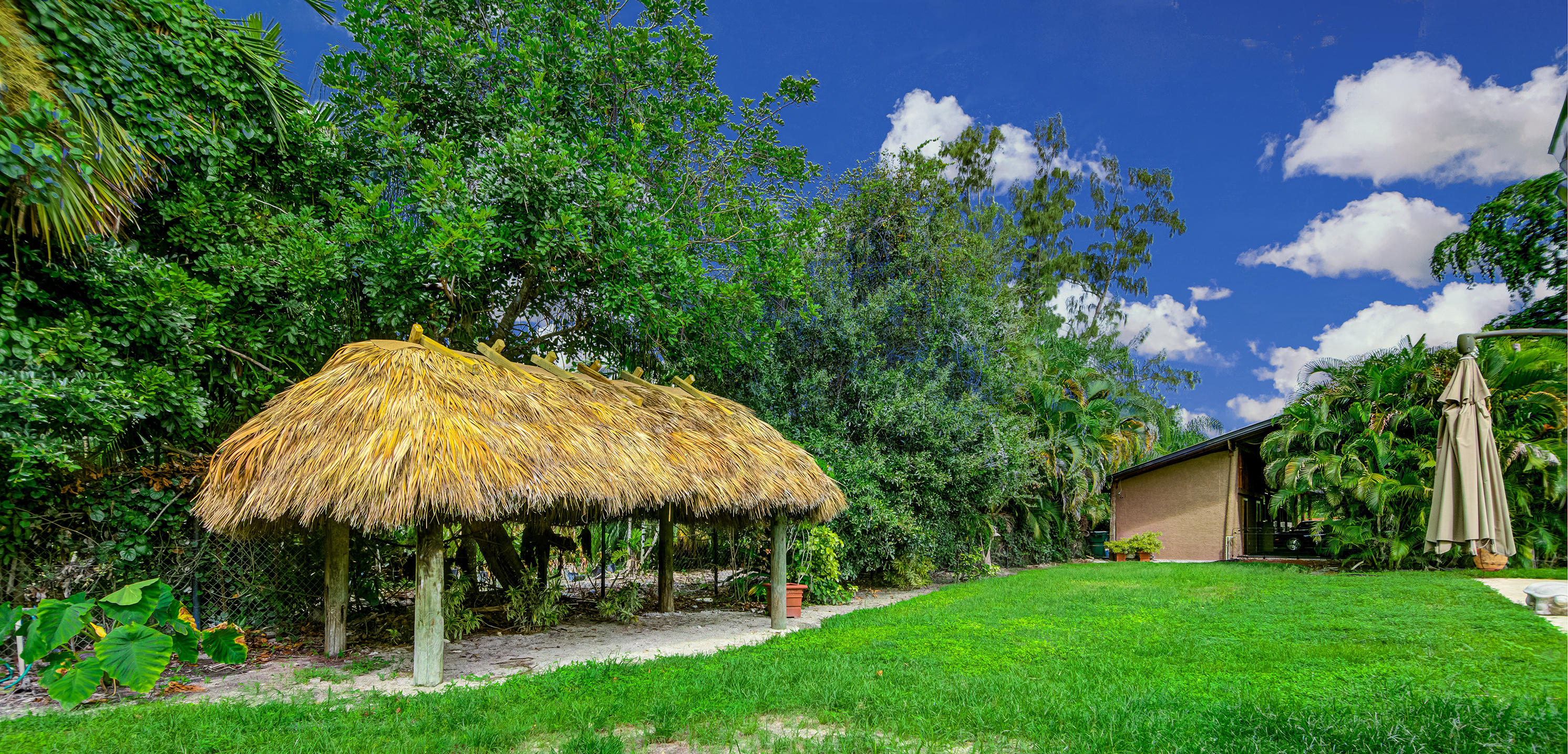 2269 B Road Loxahatchee Groves, FL 33470 - Photo 59 of 102 TIKI HUT 2