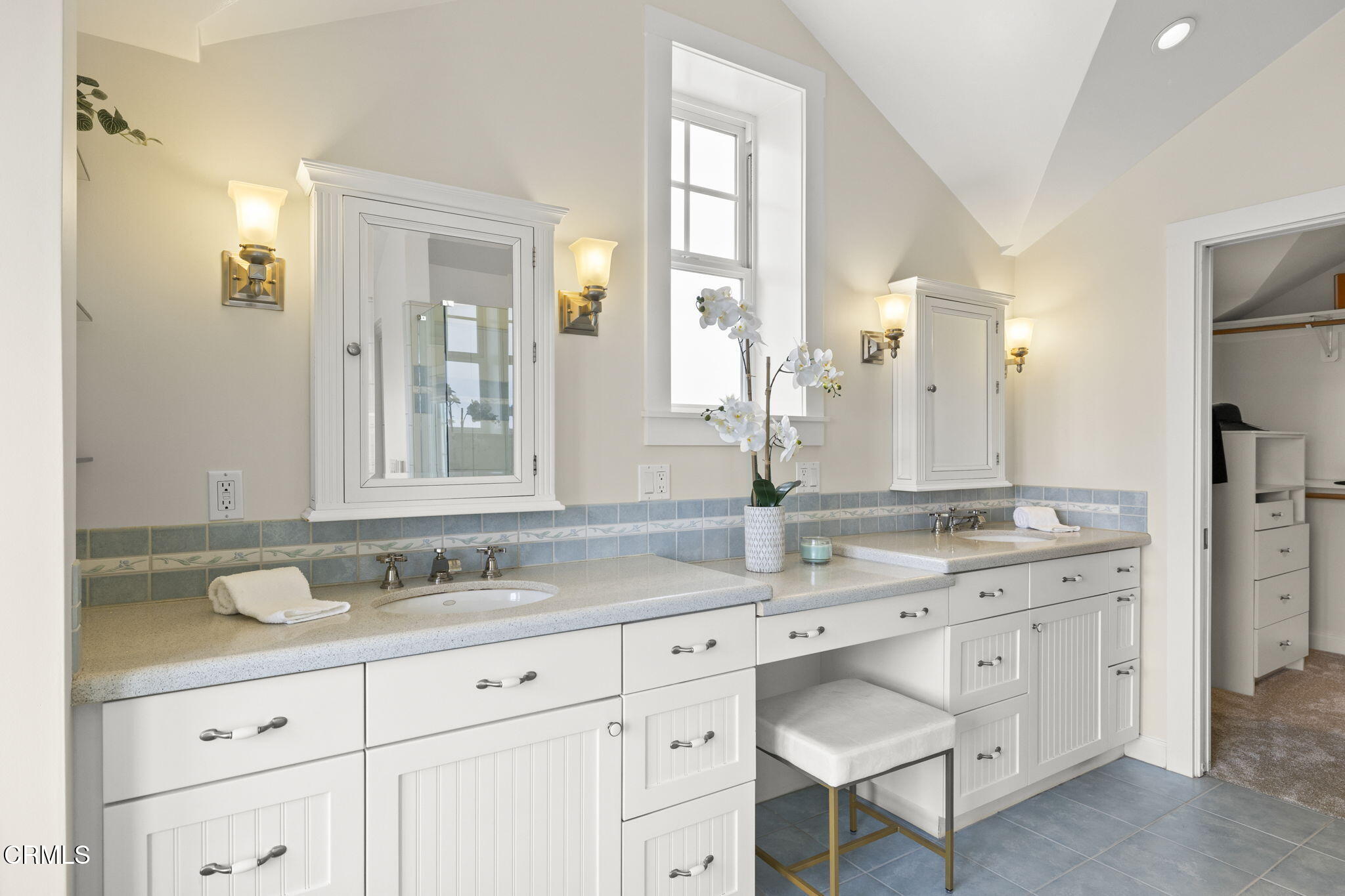 2500 Ocean Drive Oxnard, CA 93035 - Photo 45 of 72 Primary bath