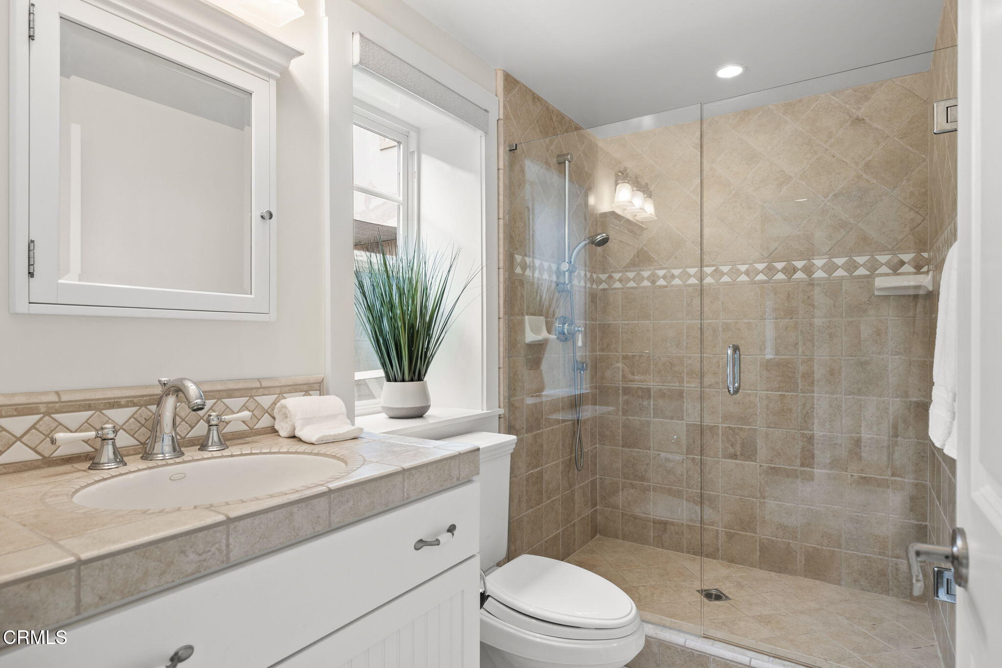 2500 Ocean Drive Oxnard, CA 93035 - Photo 62 of 72 First floor bath