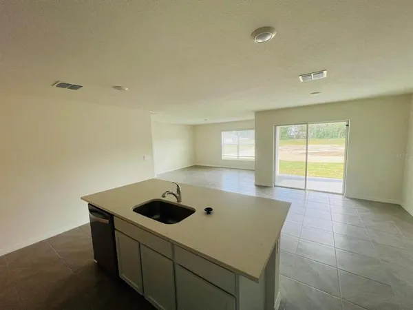 $2,300 | 3667 169th Place, Ocala, FL 34473