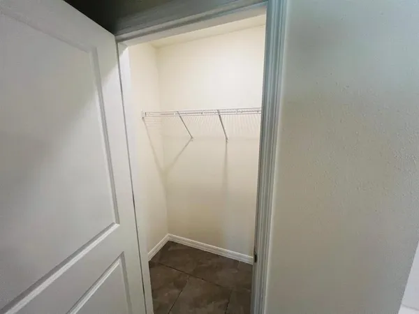 $2,300 | 3667 169th Place, Ocala, FL 34473