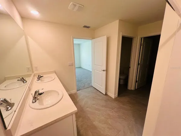 $2,300 | 3667 169th Place, Ocala, FL 34473