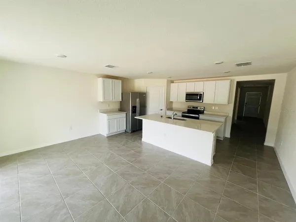 $2,300 | 3667 169th Place, Ocala, FL 34473