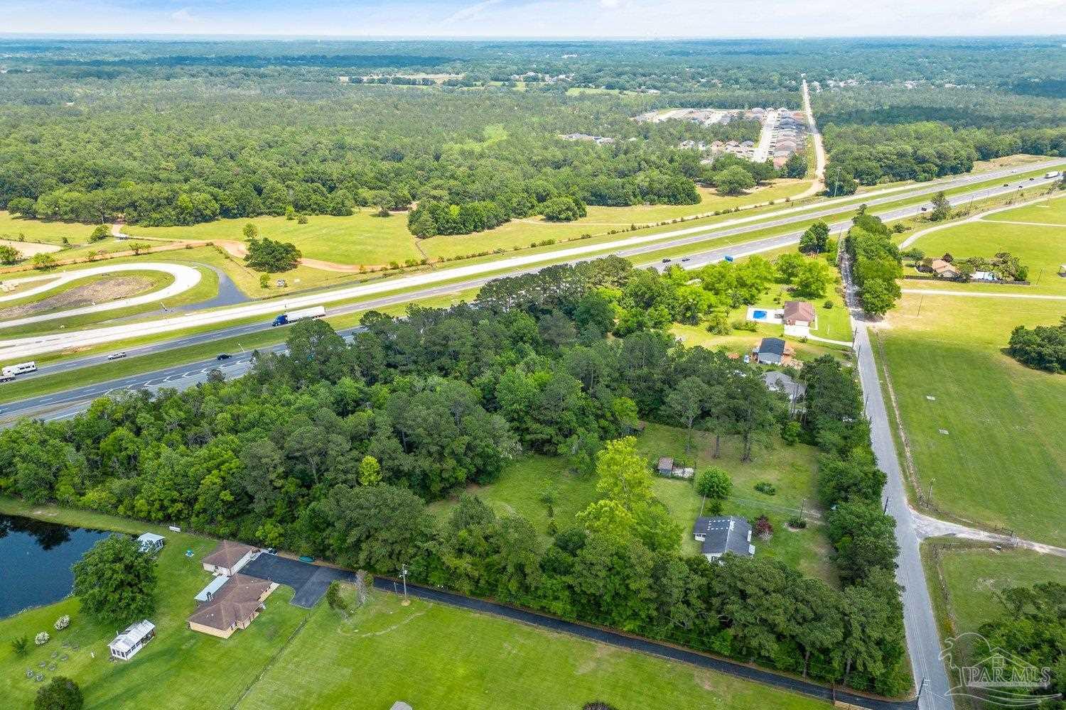 5520 Frank Reeder Road Pensacola, FL 32526 - Photo 3 of 14 Gallery Image 3