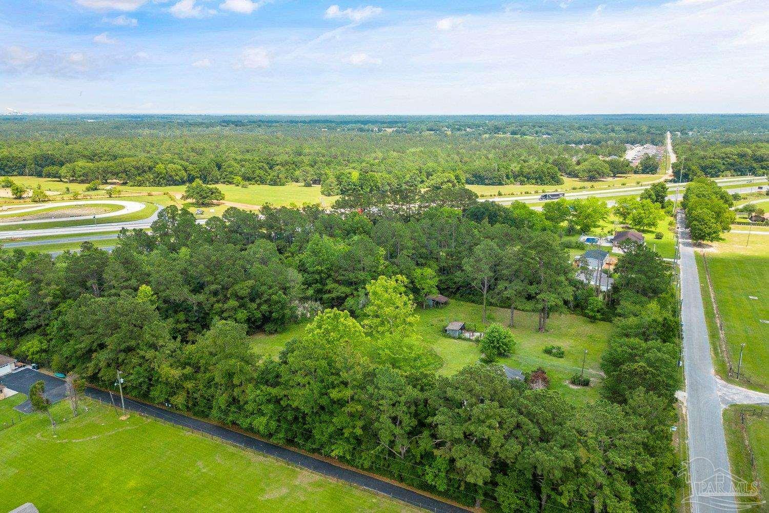 5520 Frank Reeder Road Pensacola, FL 32526 - Photo 8 of 14 Gallery Image 8
