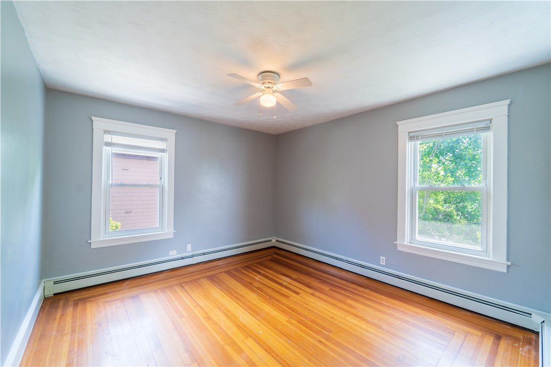 18 Dunnell Avenue Pawtucket, RI 02860 - Photo 15 of 37