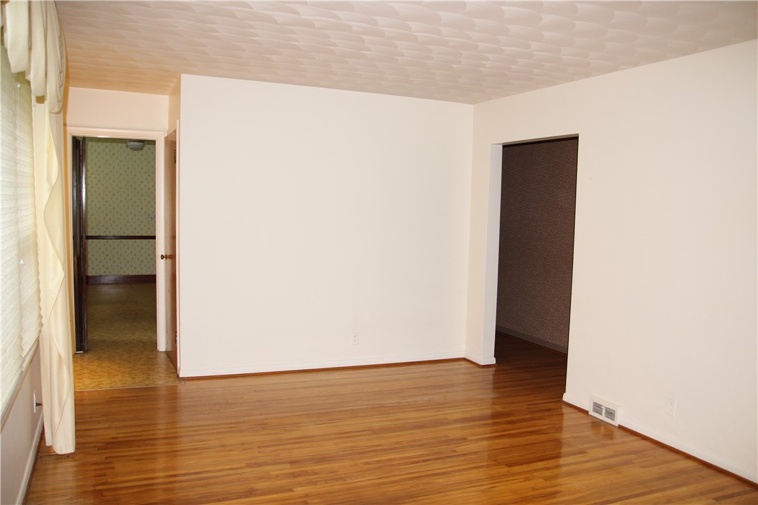 199 Clayton Street Rochester, NY 14612 - Photo 7 of 42 Gallery Image 7