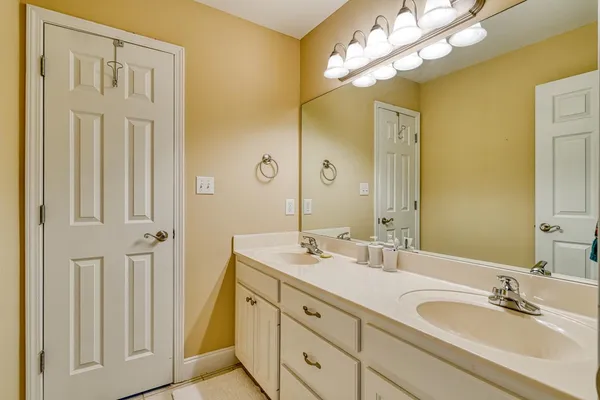 $374,900 | 130 Darmondale Drive, Moore, SC 29369
