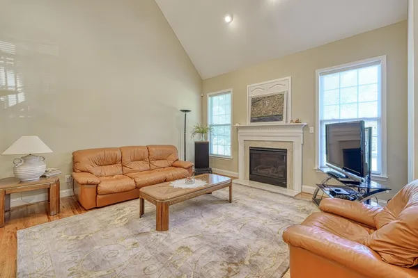 $374,900 | 130 Darmondale Drive, Moore, SC 29369