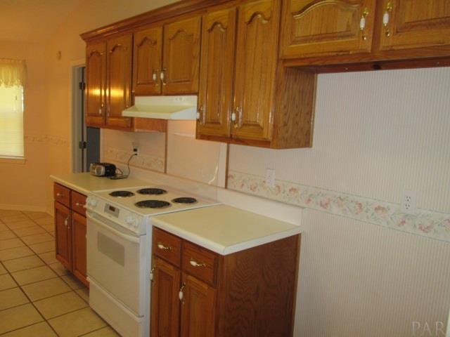 4329 Bayou Ridge Drive Pace, FL 32571 - Photo 13 of 28 Gallery Image 13