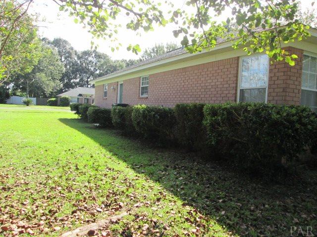 4329 Bayou Ridge Drive Pace, FL 32571 - Photo 6 of 28 Gallery Image 6