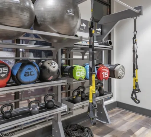 $2,098 | 100 Union Street, Unit 214, Elizabeth, NJ 07202