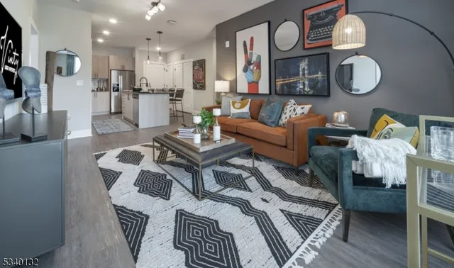 $2,098 | 100 Union Street, Unit 214, Elizabeth, NJ 07202