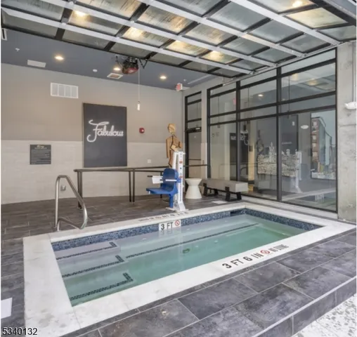 $2,098 | 100 Union Street, Unit 214, Elizabeth, NJ 07202