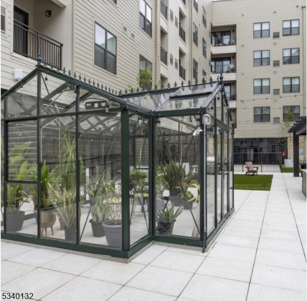 100 Union Street, Unit 429 Elizabeth, NJ 07202 - Photo 4 of 41 a view of a building with a glass door