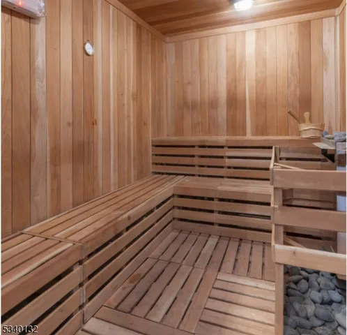 $2,098 | 100 Union Street, Unit 214, Elizabeth, NJ 07202