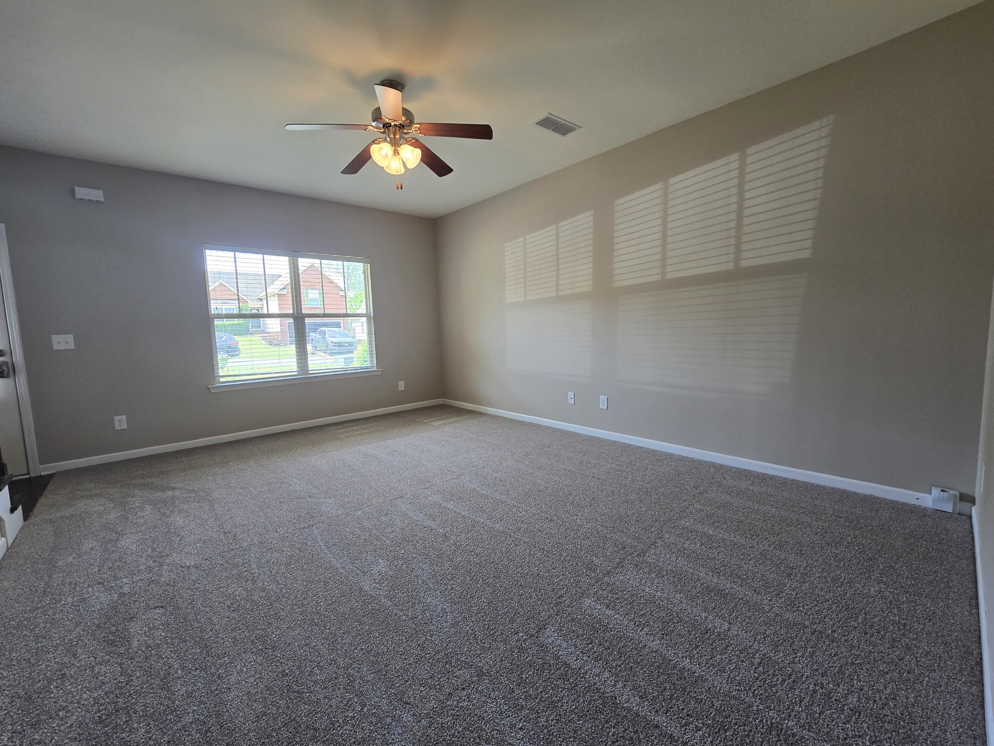 8007 Tiger Court Spring Hill, TN 37174 - Photo 3 of 17