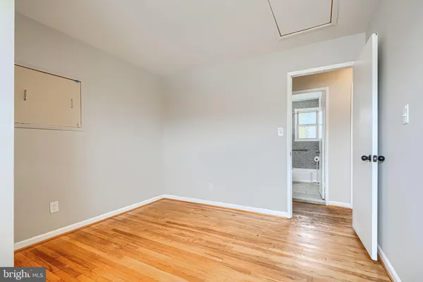 a view of empty room