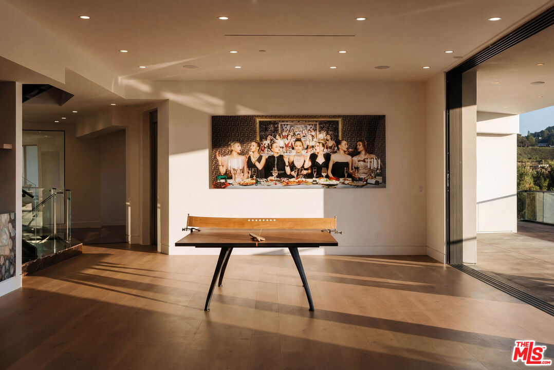 15834 High Knoll Road Encino, CA 91436 - Photo 30 of 54