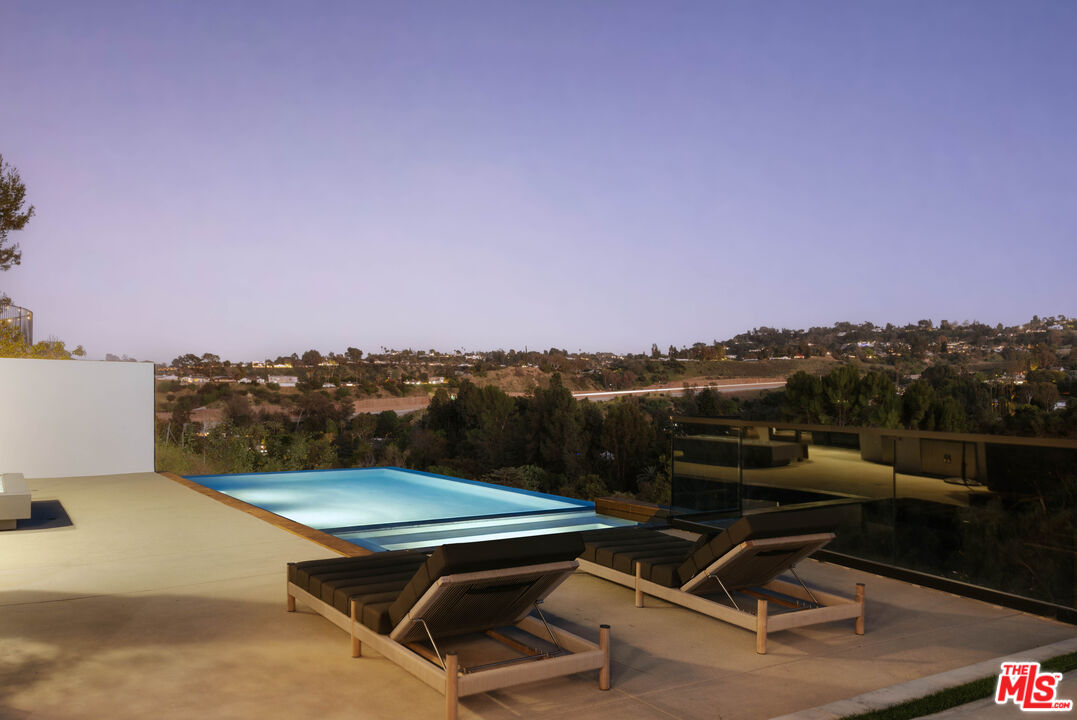 15834 High Knoll Road Encino, CA 91436 - Photo 52 of 54